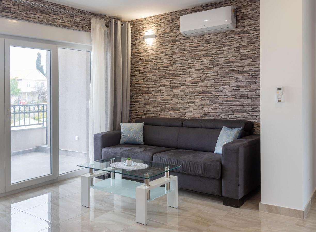 Apartmani Dalmacija Drage Exterior photo